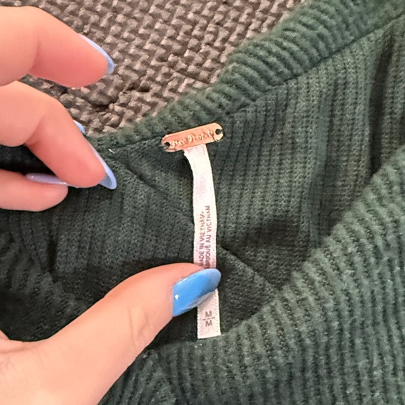 Free people green sweater top - Picture 2 of 2